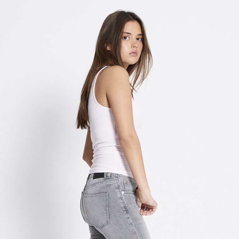Ribbestrikket singlet "Nayla"